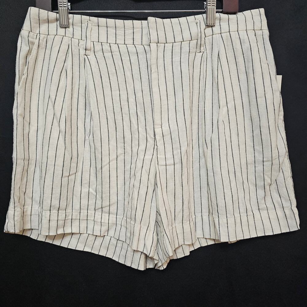 NWT Womens Shorts 10 Linen Striped Old Money Quiet Luxury Clean Girl Coastal